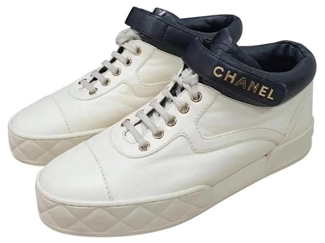 Chanel Coco Mark Leather Trainers Sneakers White  ref.1251877
