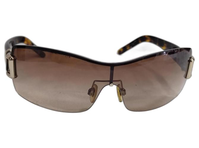 Burberry Óculos escuros Marrom Plástico  ref.1252196