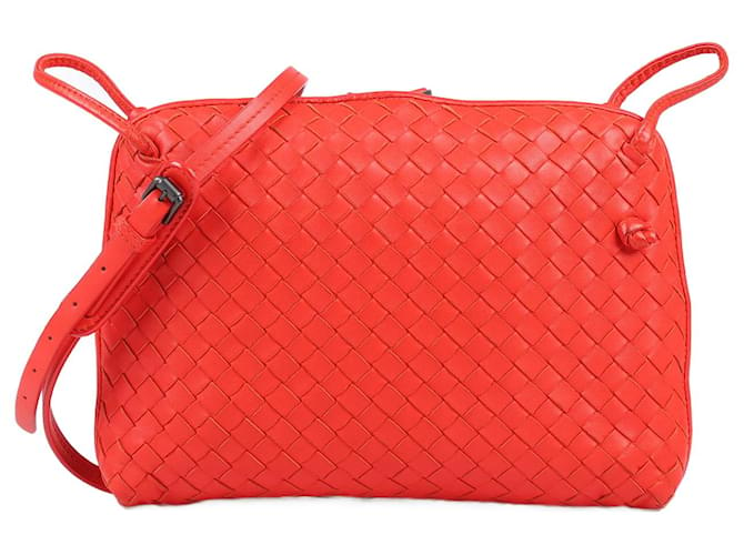 Copy of BOTTEGA VENETA Intrecciato Nodini Crossbody Bag in Red Leather  ref.1252441