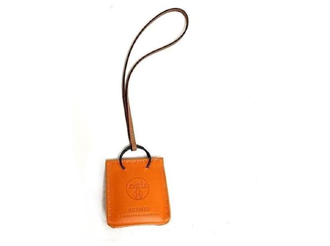 Other jewelry Hermès Leather Shopping Bag Charm  ref.1252603