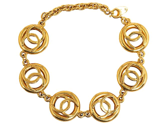 Chanel Gold CC Medaillon Armband Golden Metall Vergoldet  ref.1252719