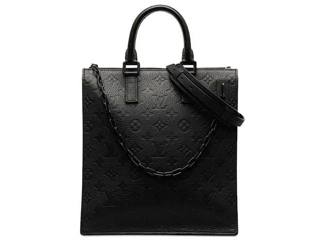 Louis Vuitton Black Monogram Taurillon Sac Plat Cuir Veau façon poulain Noir  ref.1252748