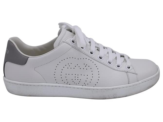 Gucci – Ineinandergreifende niedrige Sneakers „G Ace“ aus weißem Leder Kalbähnliches Kalb  ref.1253192