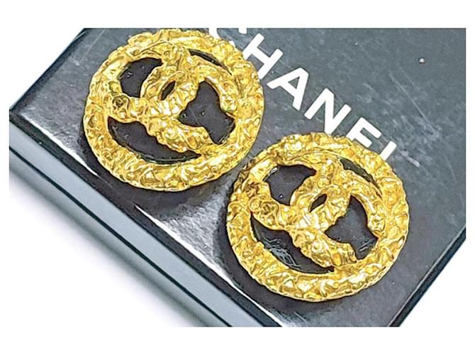 Chanel Button Earrings Clip-On Gold Black 93P Gold-plated  ref.1253796