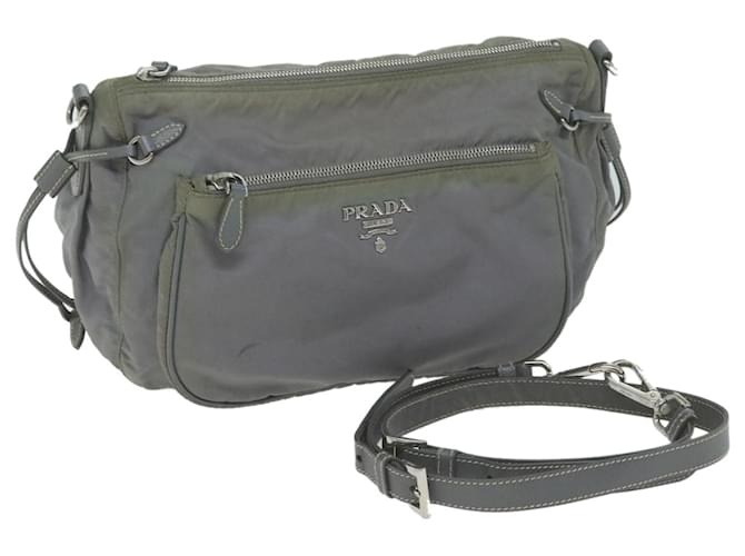PRADA Shoulder Bag Nylon Gray Auth 64759 Grey  ref.1254646
