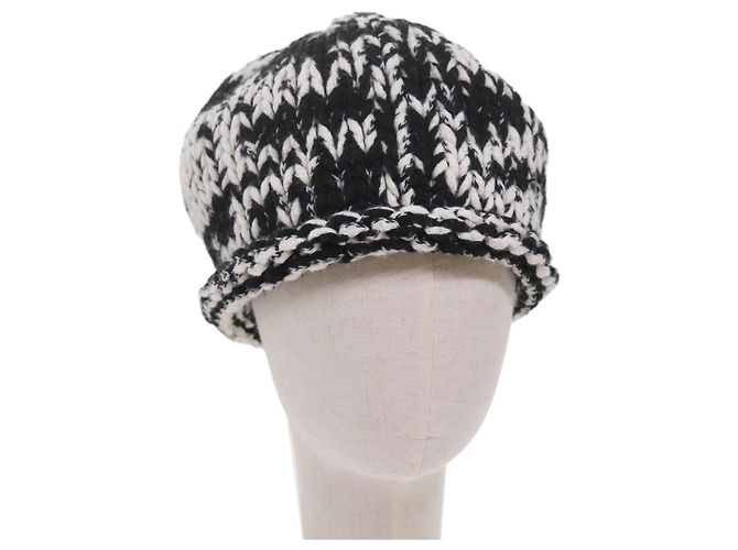 CHANEL COCO Mark Knitted Fabrics Hat Wool Black White CC Auth am5382