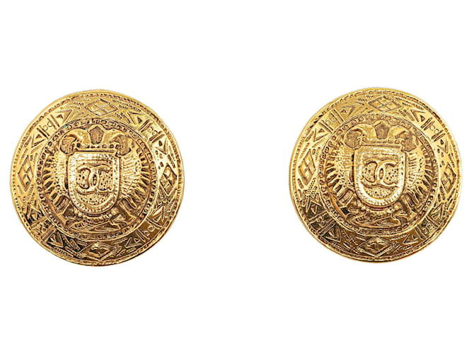 Gold Chanel CC Clip On Earrings Golden Gold-plated  ref.1255987