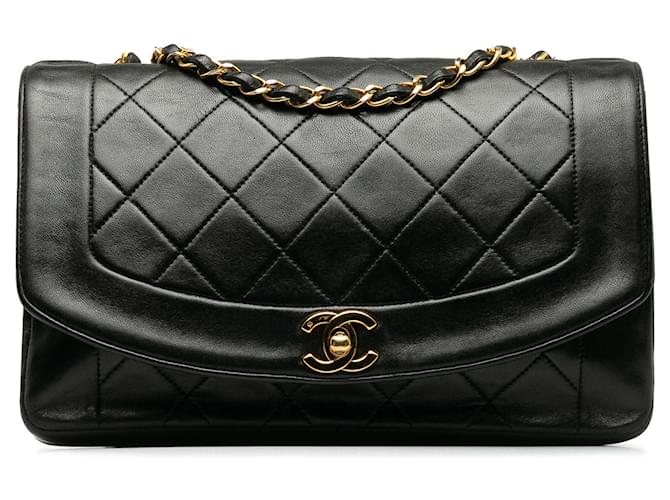 Bolso bandolera Chanel mediano de piel de cordero Diana con solapa negro Cuero  ref.1256003