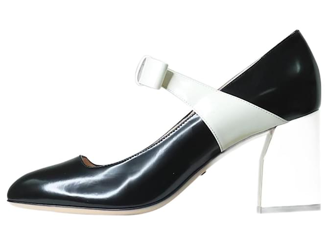 Gucci Sapatos Mary Jane pretos - tamanho UE 37.5 Couro  ref.1256393