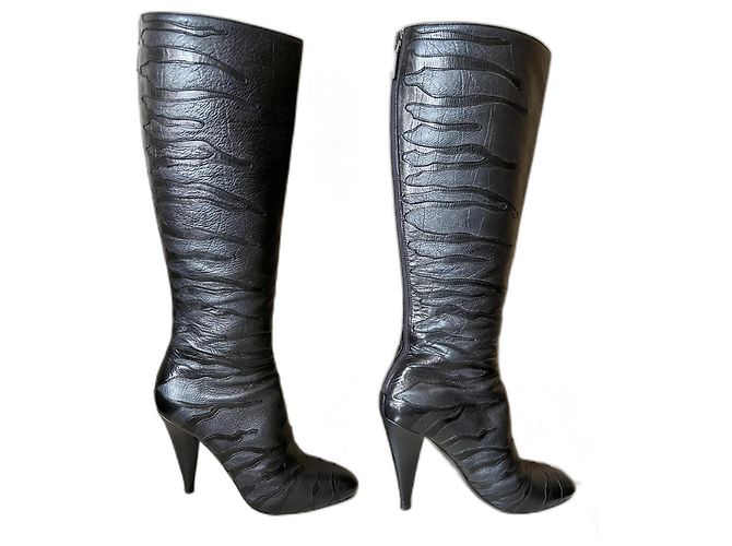 Prada leather boots black