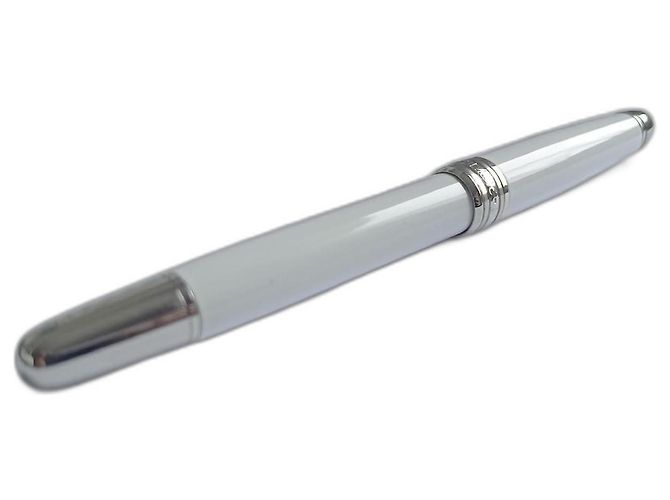 MASTERPIECE SOLITAIRE TRIBUTE TO MONTBLANC White