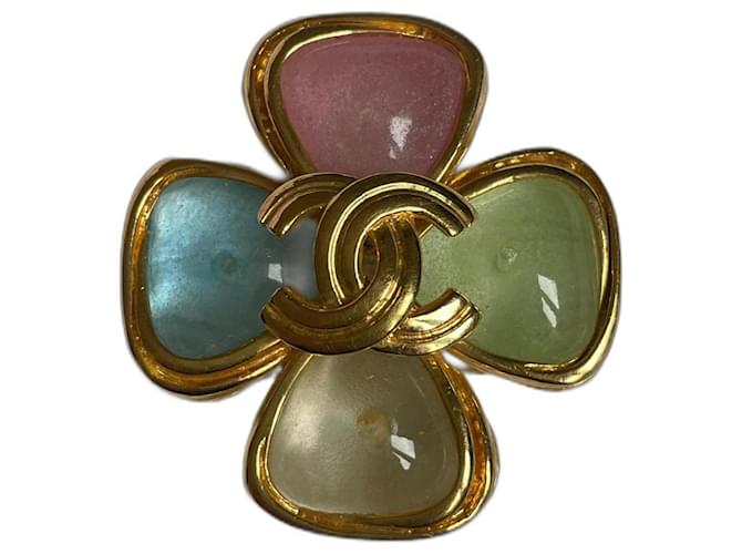 Chanel Pins & brooches Multiple colors  ref.1256600