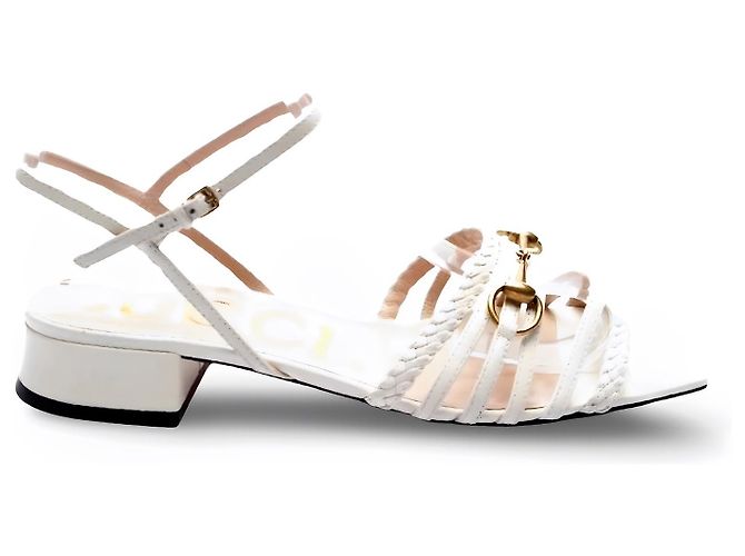 Gucci Sandalen aus Leder weiß