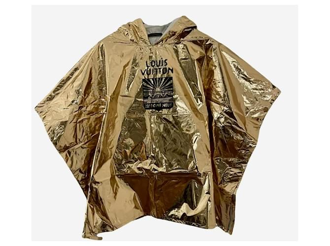 LOUIS VUITTON Pharrell Williams Runway Poncho new Golden Synthetic  ref.1257480