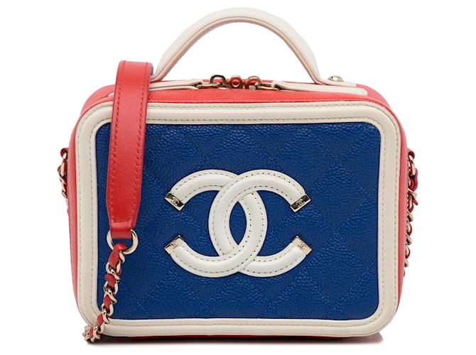 CHANEL Handbags Blue Leather  ref.1258749