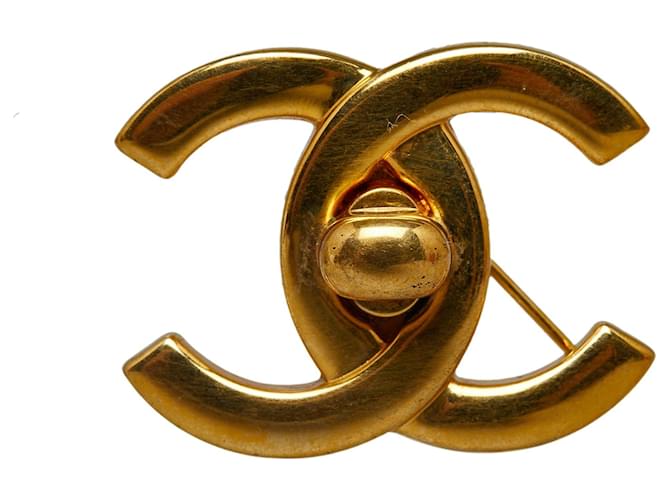 CHANEL Pins & brooches Golden Metal  ref.1258763