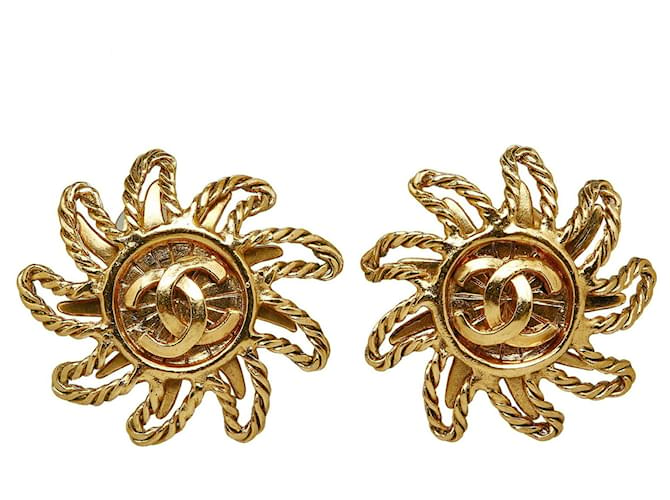 Chanel Ohrringe Golden Metall  ref.1258781