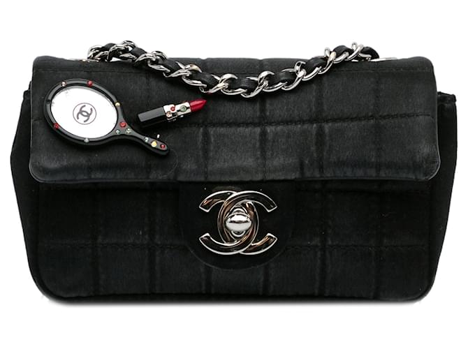 CHANEL Handbags Black Cloth  ref.1258828