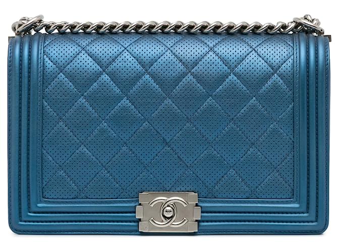 CHANEL Handbags Blue Leather  ref.1258847