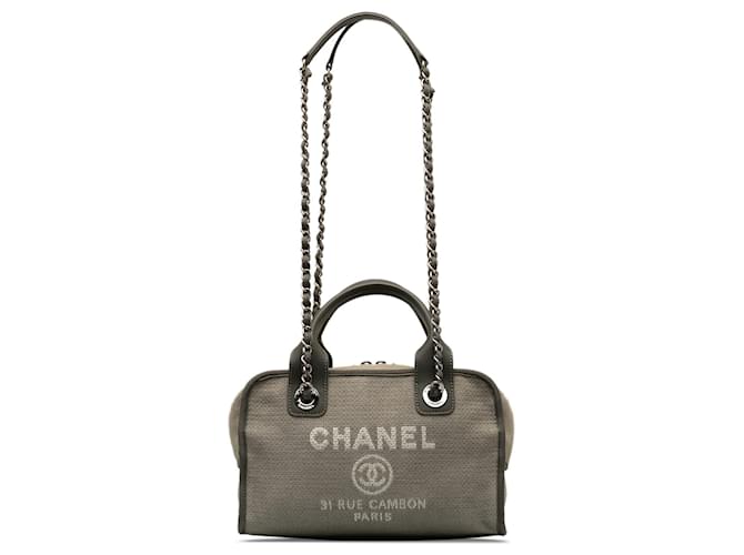 CHANEL Handbags Grey Cloth  ref.1258866