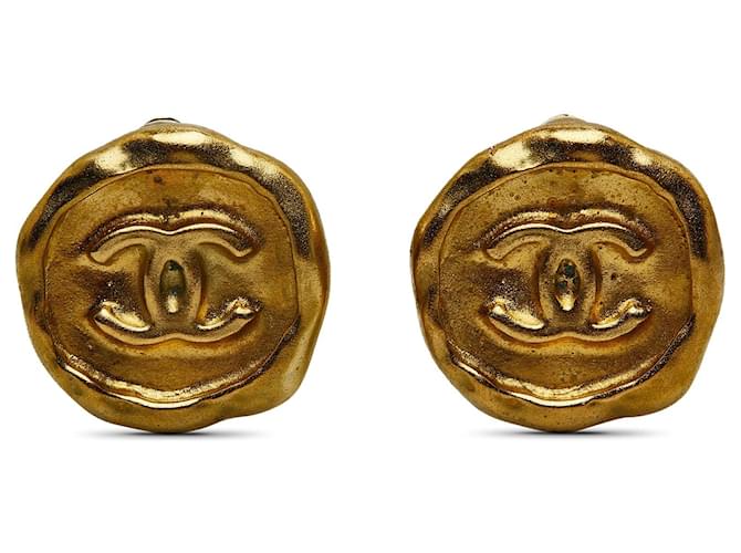 Chanel earrings Golden Metal  ref.1258904