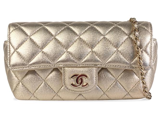 CHANEL Handbags Timeless/classique Golden Leather  ref.1258933