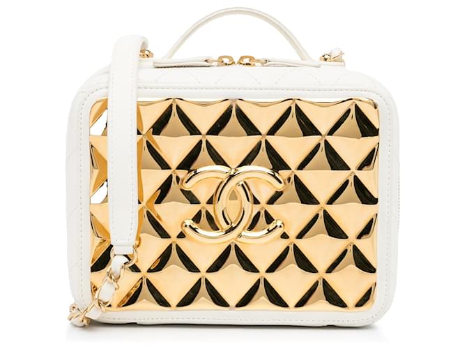 CHANEL Handbags Golden Cloth  ref.1258953