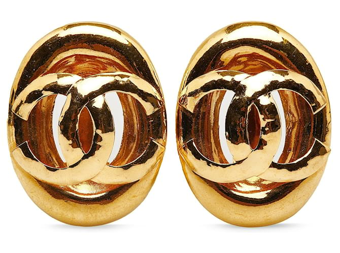 Chanel earrings Golden Metal  ref.1258967