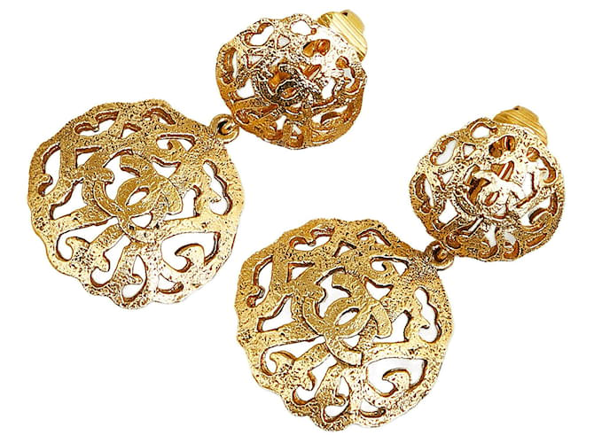 Chanel earrings Golden Metal  ref.1258973