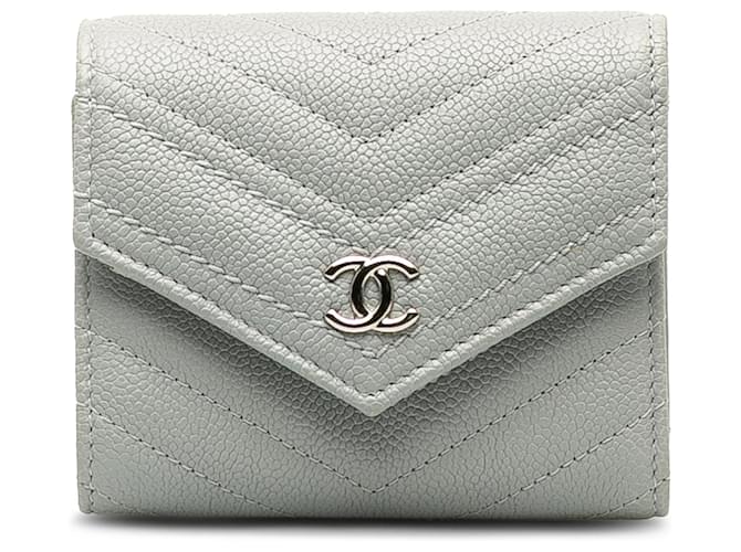 CHANEL Wallets Grey Leather  ref.1259037