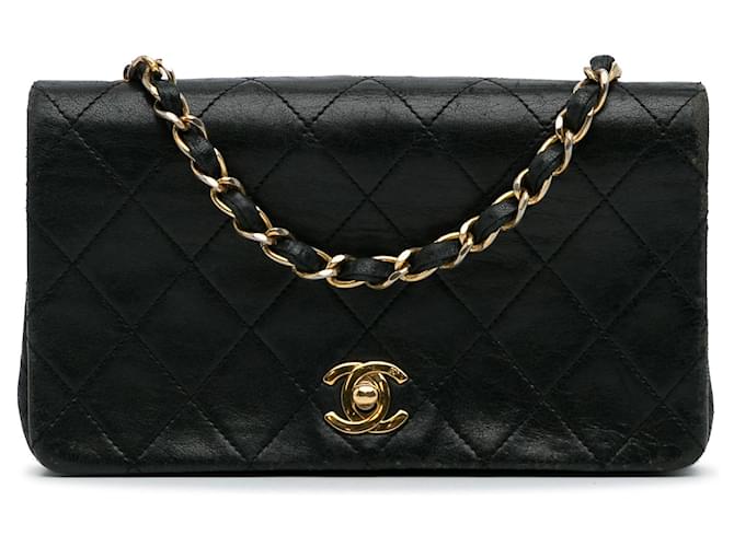 CHANEL Handbags Timeless/classique Black Leather  ref.1259268
