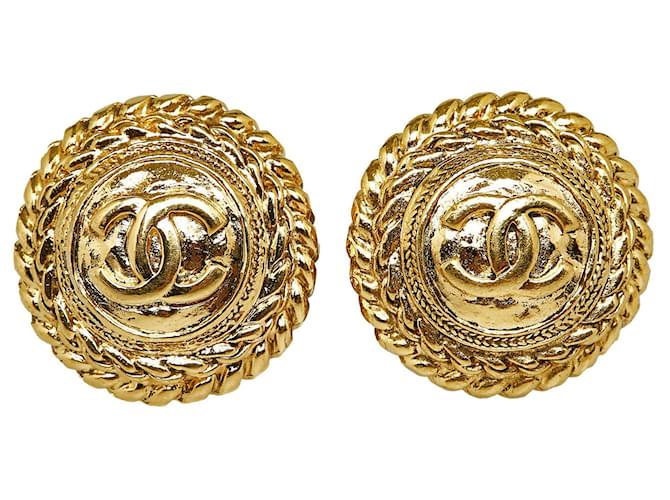 Chanel earrings Golden Metal  ref.1259336