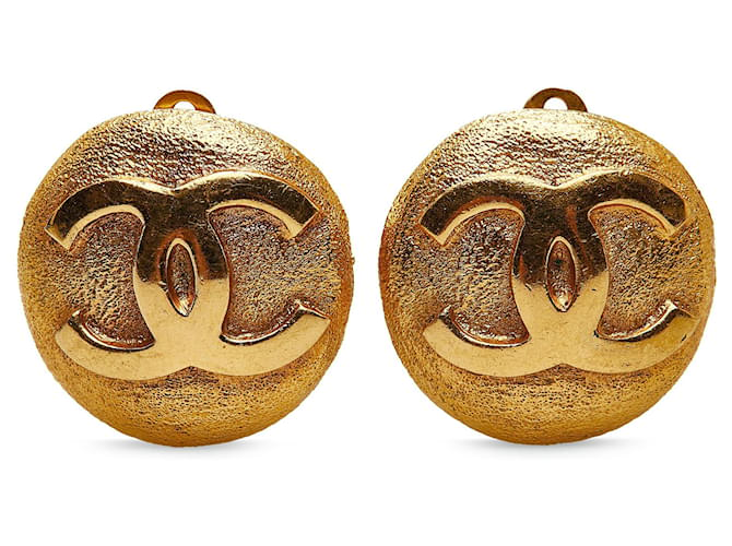 Boucles d'oreilles Chanel Métal Doré  ref.1259351