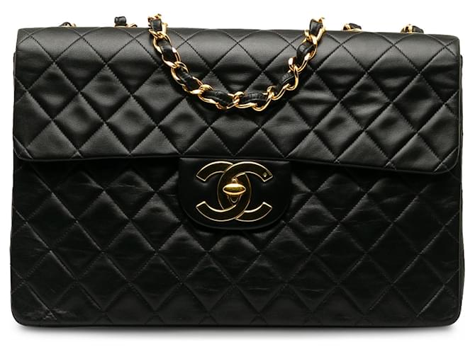 CHANEL Handbags Timeless/classique Black Leather  ref.1259384
