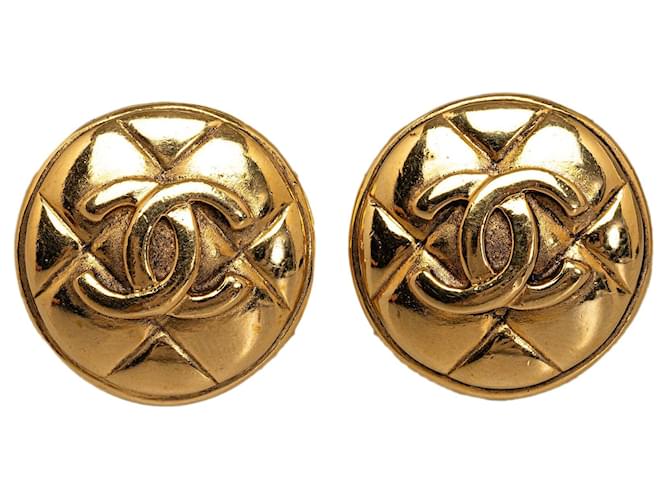 Chanel earrings Golden Metal  ref.1259413