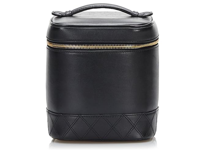 Vanity CHANEL Handbags Black Leather  ref.1259711