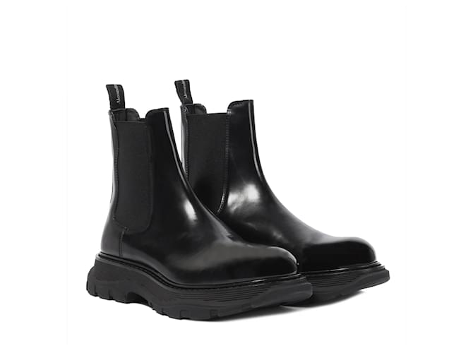 Alexander McQueen Exaggerated Sole Chelsea Boots Black Leather  ref.1260157