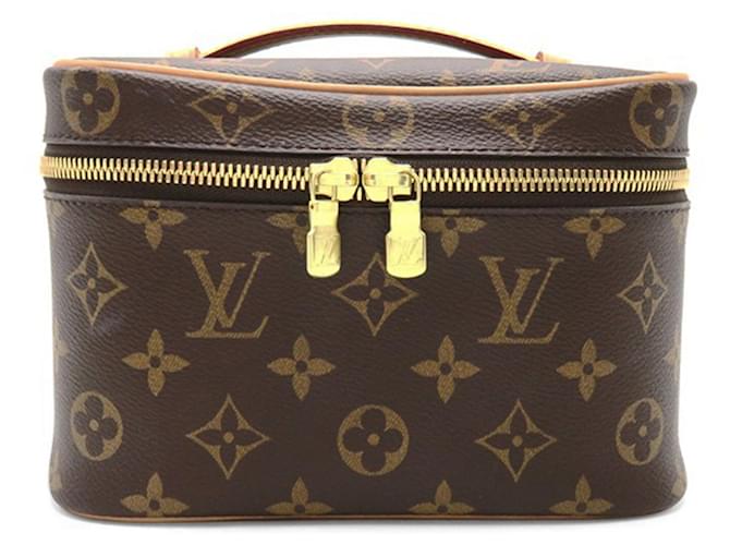 Bolsa Louis Vuitton Brown Monogram Nice Mini Vanity Case Marrom Couro Lona  ref.1260170