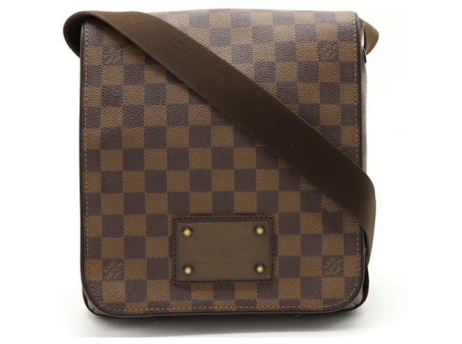 Louis Vuitton Brooklyn Brown Cloth  ref.1260882