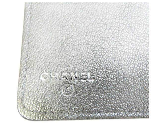 Agenda de Chanel Couverture Dorado Cuero  ref.1262587