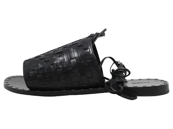 Autre Marque Pantofole con cinturino a corrente incrociata in pelle nera Nero  ref.1262940