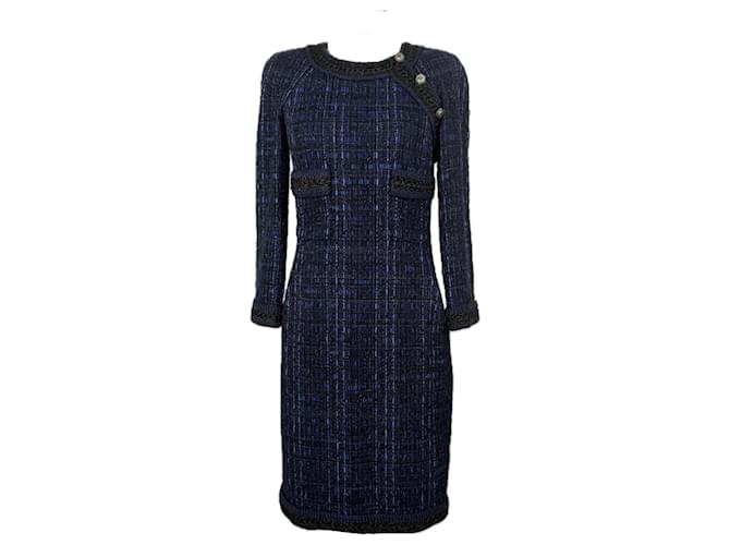 Chanel Vestido de Tweed Lesage com botões de CC por 9 mil dólares. Azul  ref.1263311