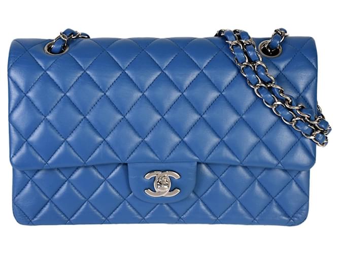 Chanel forrado Flap Azul Cuero  ref.1263603