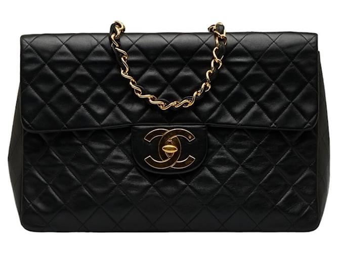 Chanel Matelassé Black Leather  ref.1263819