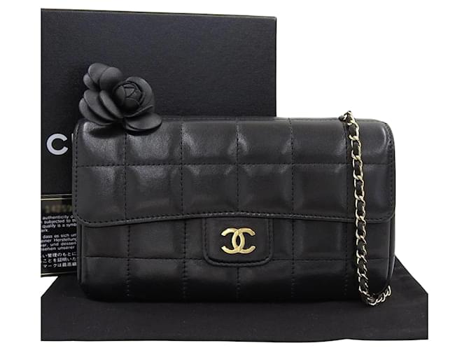 Chanel Camellia Black Leather  ref.1264764