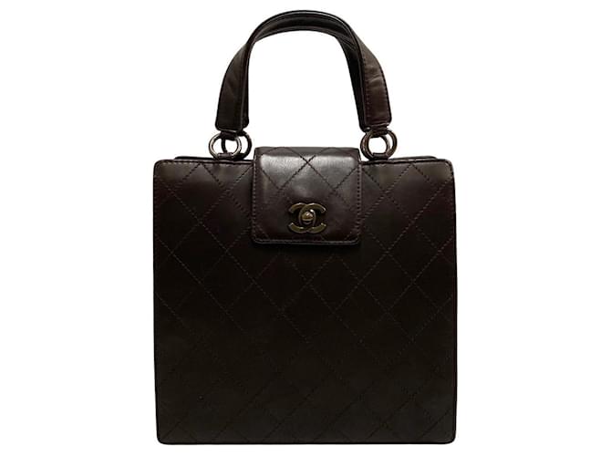 Chanel Matelassé Brown Leather  ref.1265384