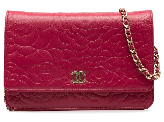 Wallet On Chain Carteira Chanel Camélia Rosa em Bolsa Crossbody com Corrente Couro  ref.1266028