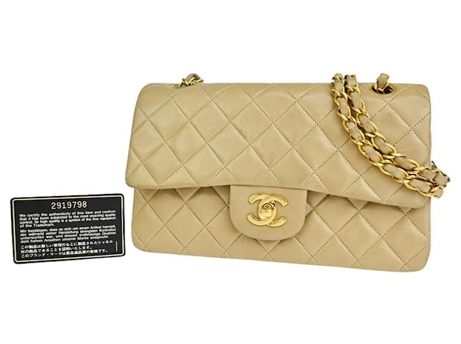 Timeless Chanel Matelassé Bege Couro  ref.1266303