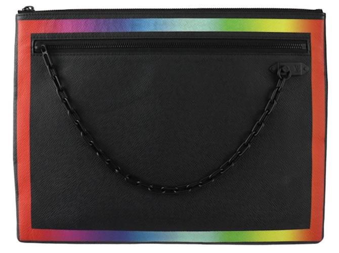 Louis Vuitton Taiga Black Leather  ref.1266786