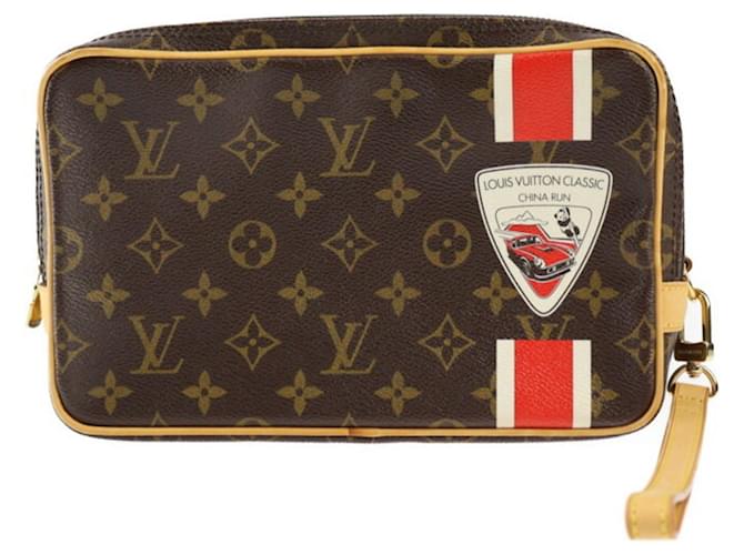 Louis Vuitton Pavel Brown Cloth  ref.1268046